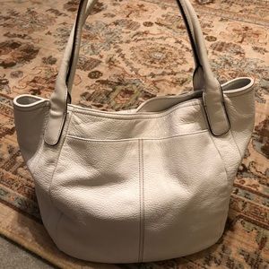 White leather bag, large with lots of pockets